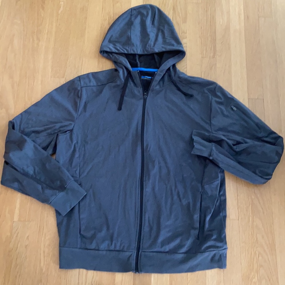 Mondetta NWOT Lightweight Hooded Gray Jacket